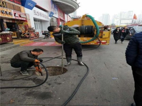 水泥管道疏通测评（水泥管疏通器）